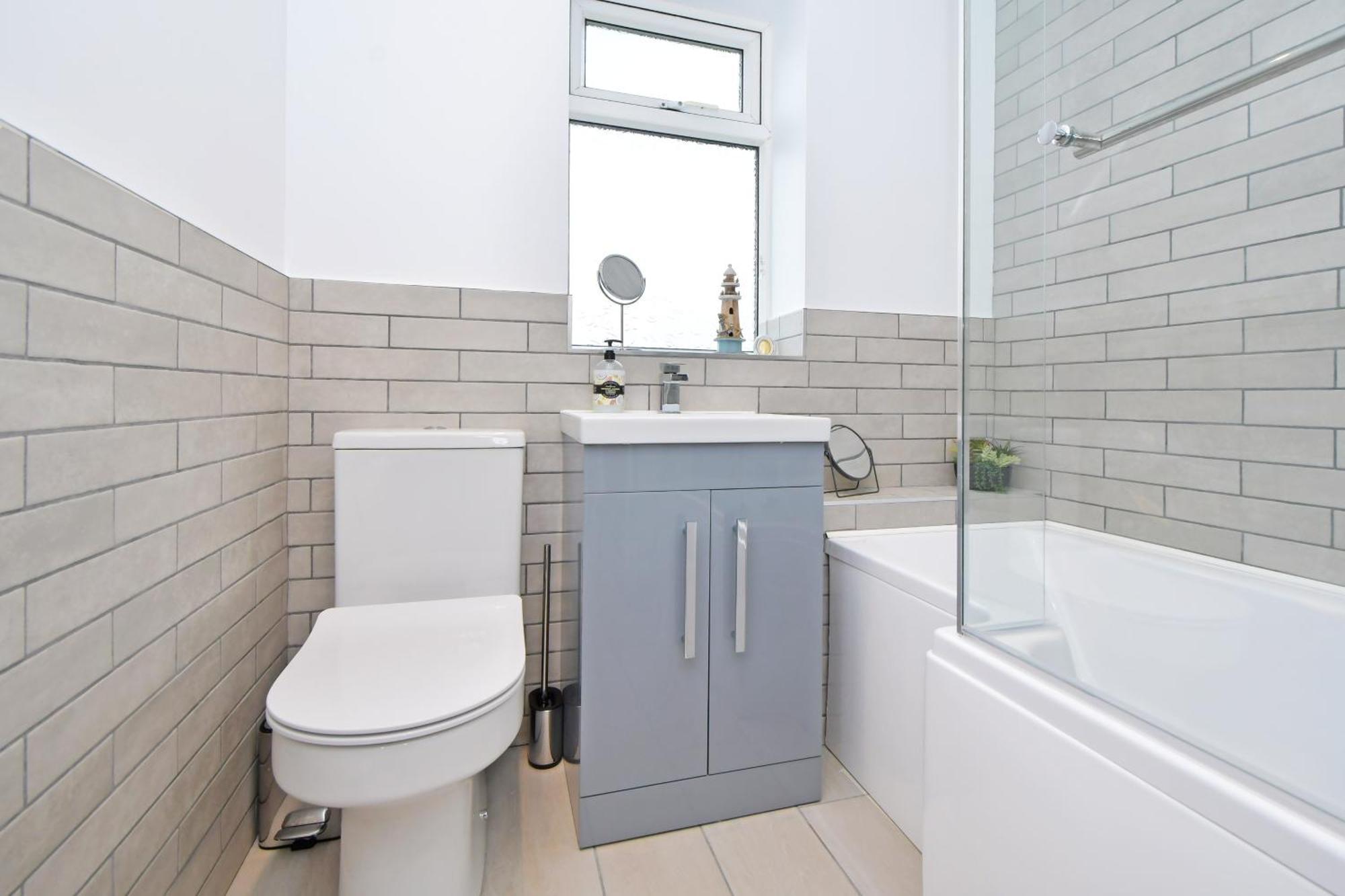 Lancaster House By Yourstays - Gorgeous Family In The Countryside Holiday home *
