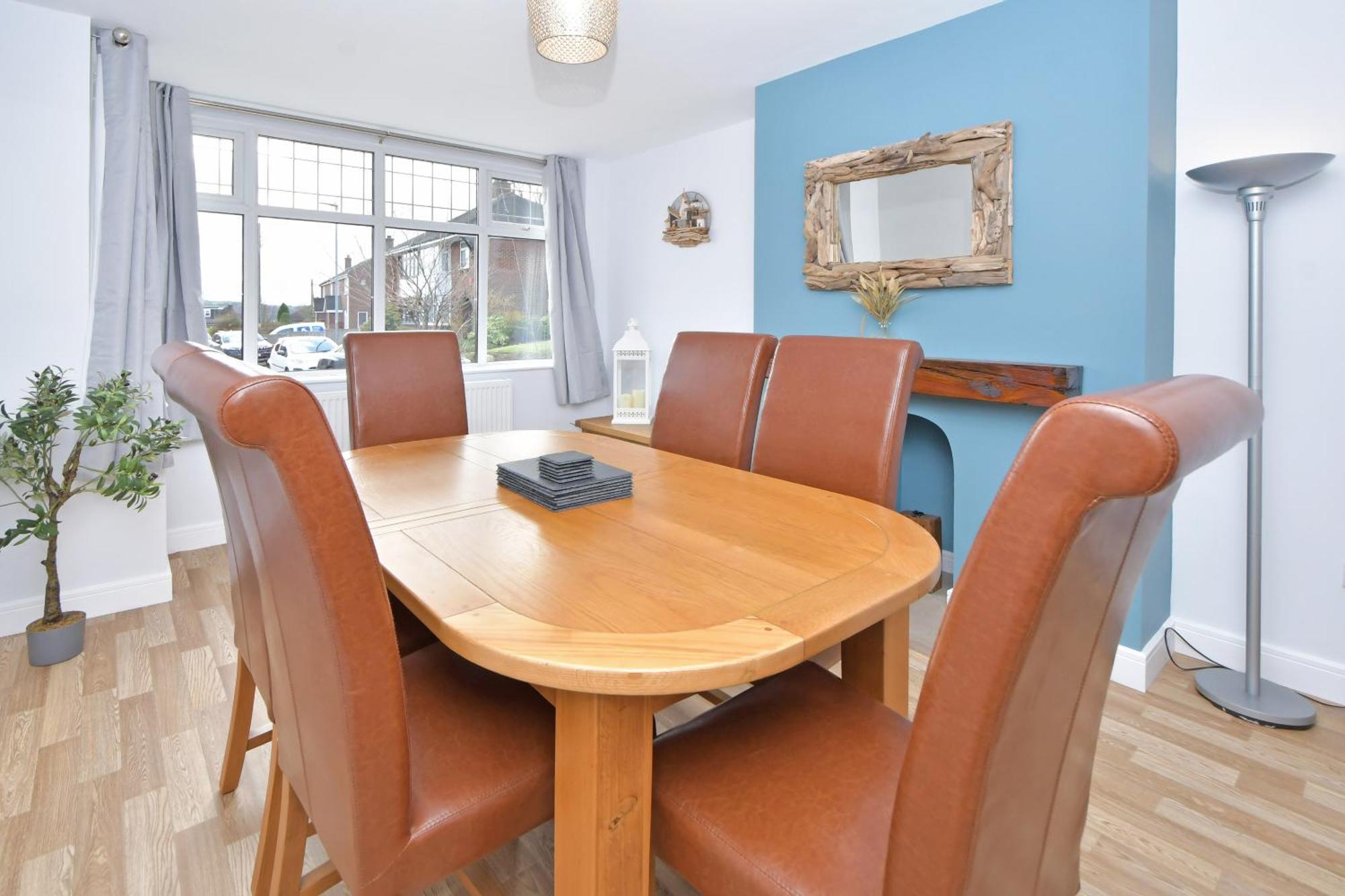 Lancaster House By Yourstays - Gorgeous Family In The Countryside Holiday home Stoke-on-Trent
